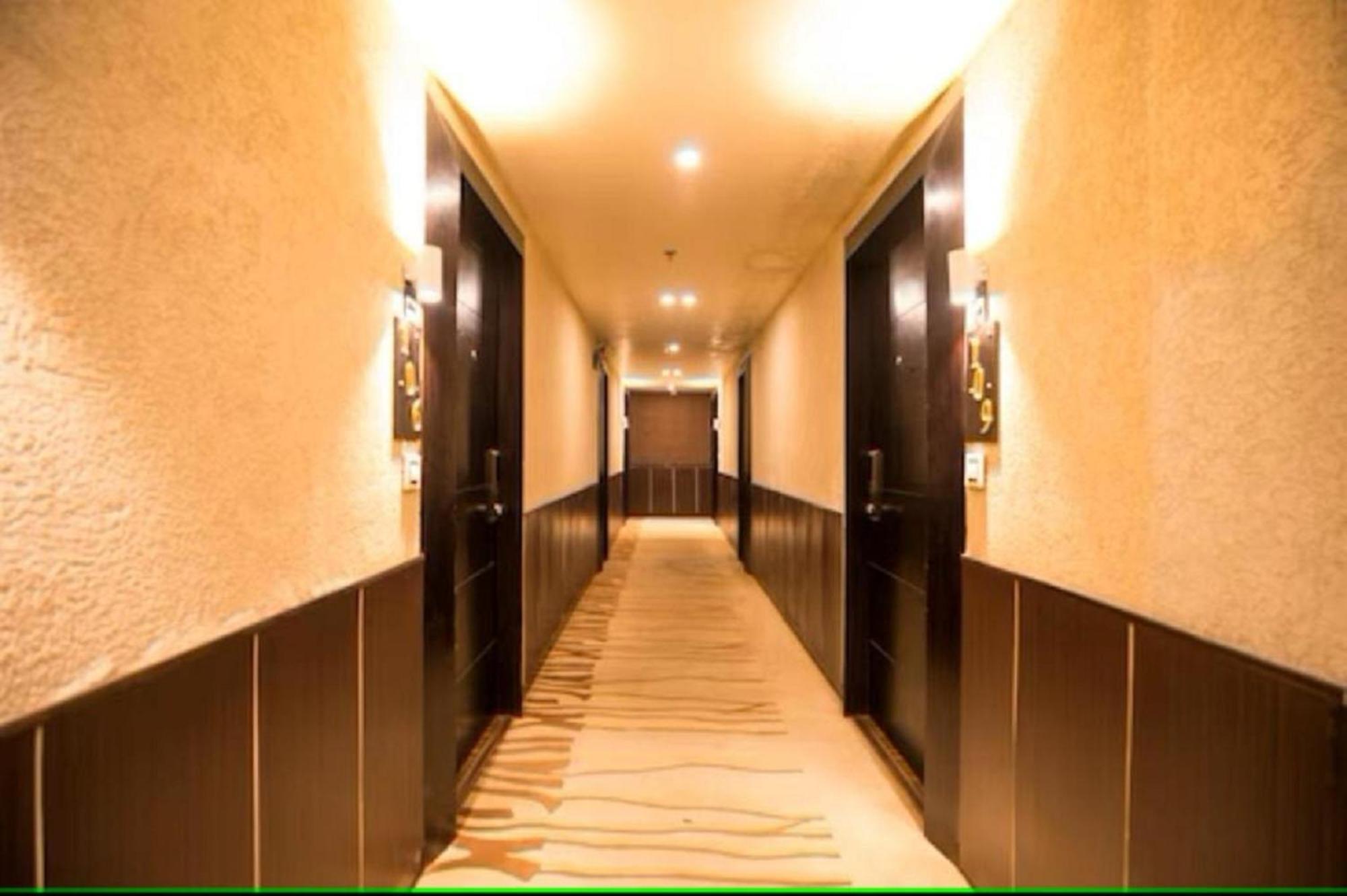 Hotel Suncity & Restaurant Hisār 외부 사진