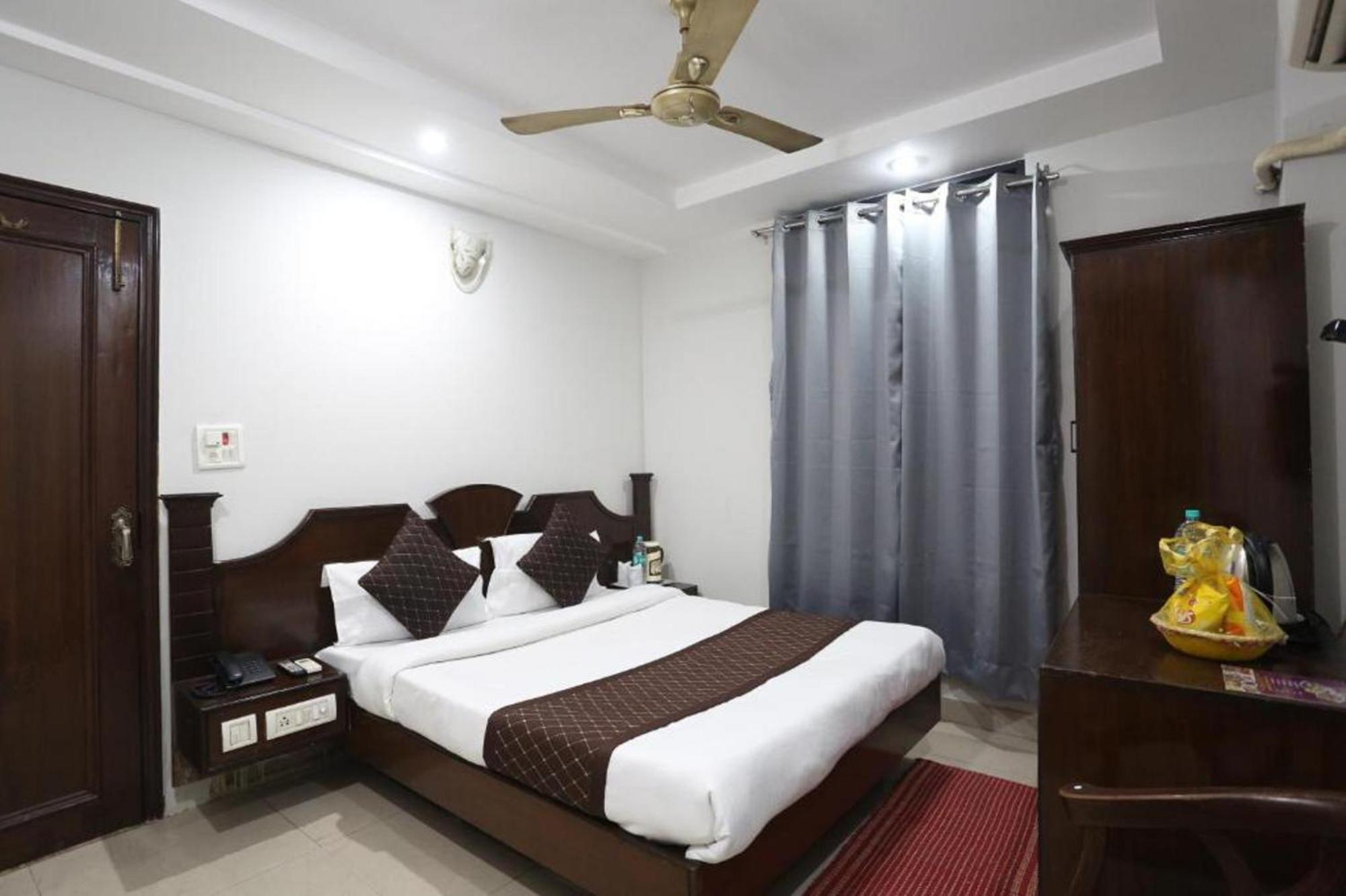 Hotel Suncity & Restaurant Hisār 외부 사진